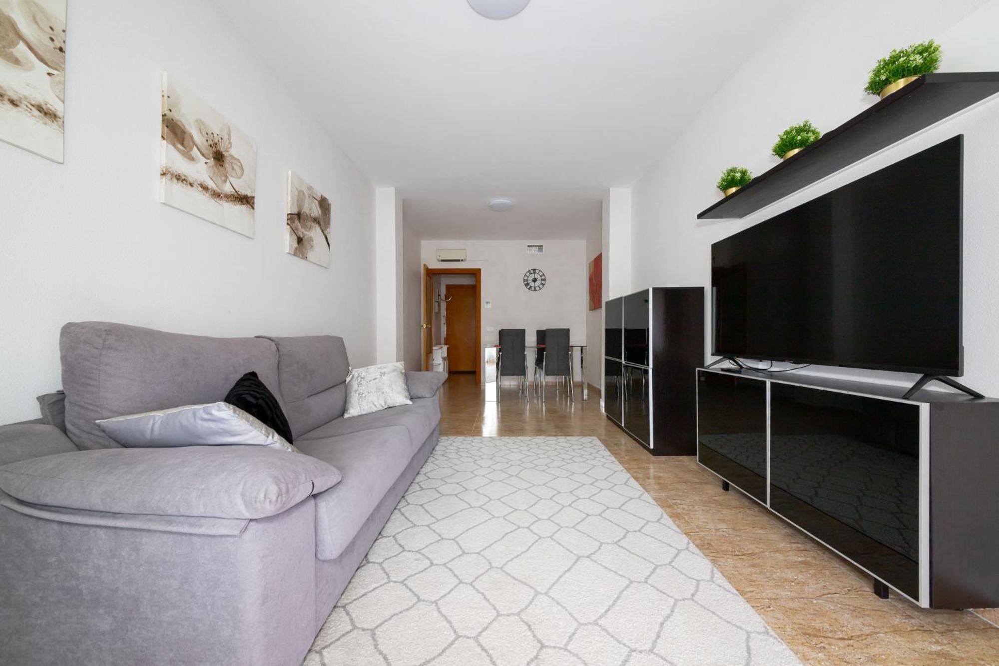 Haven:2br+2bth+wf+pool