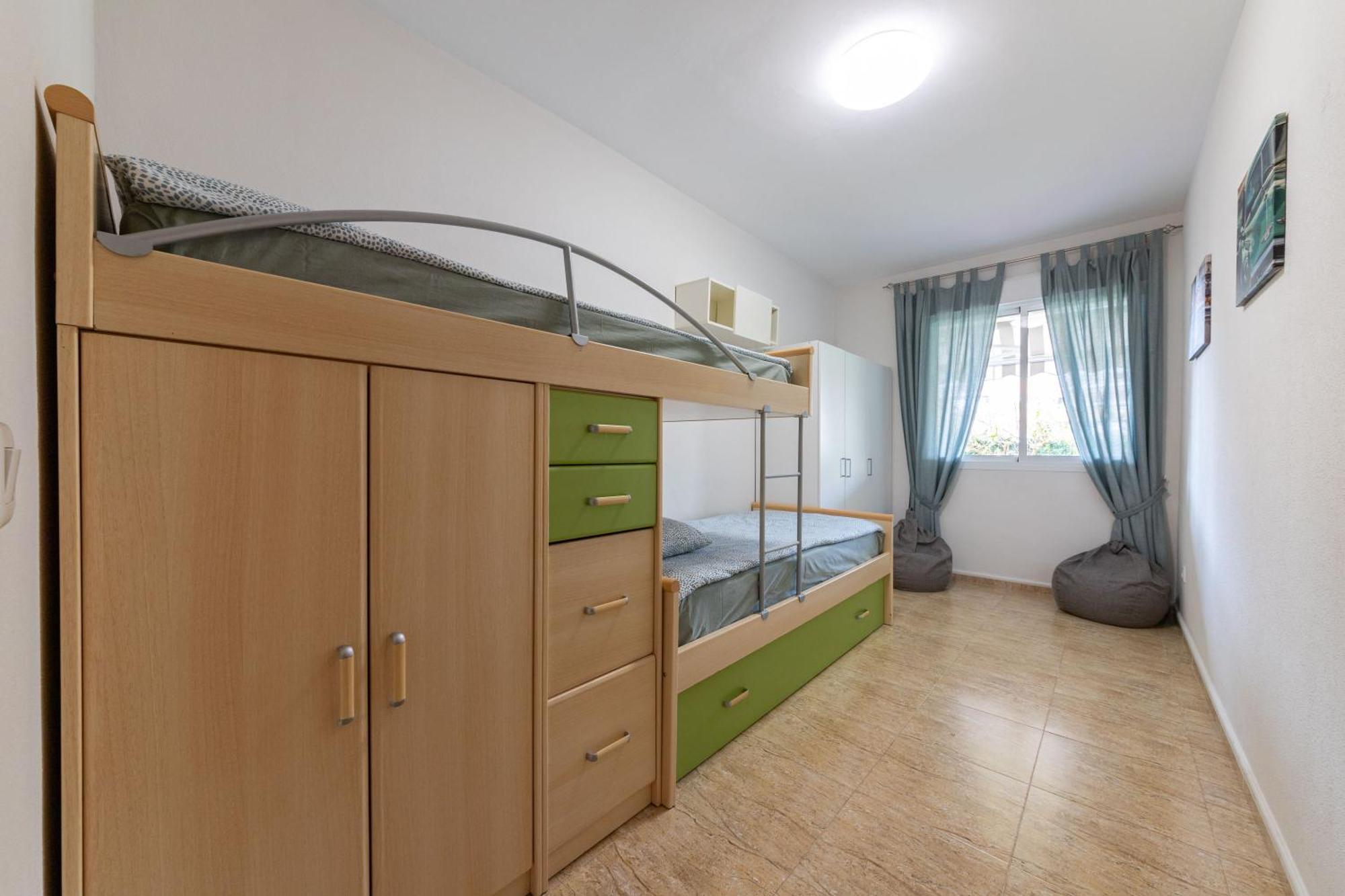 Haven:2br+2bth+wf+pool *