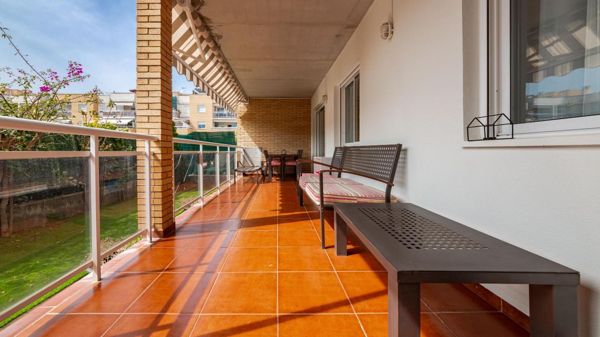 Haven:2br+2bth+wf+pool Apartamento