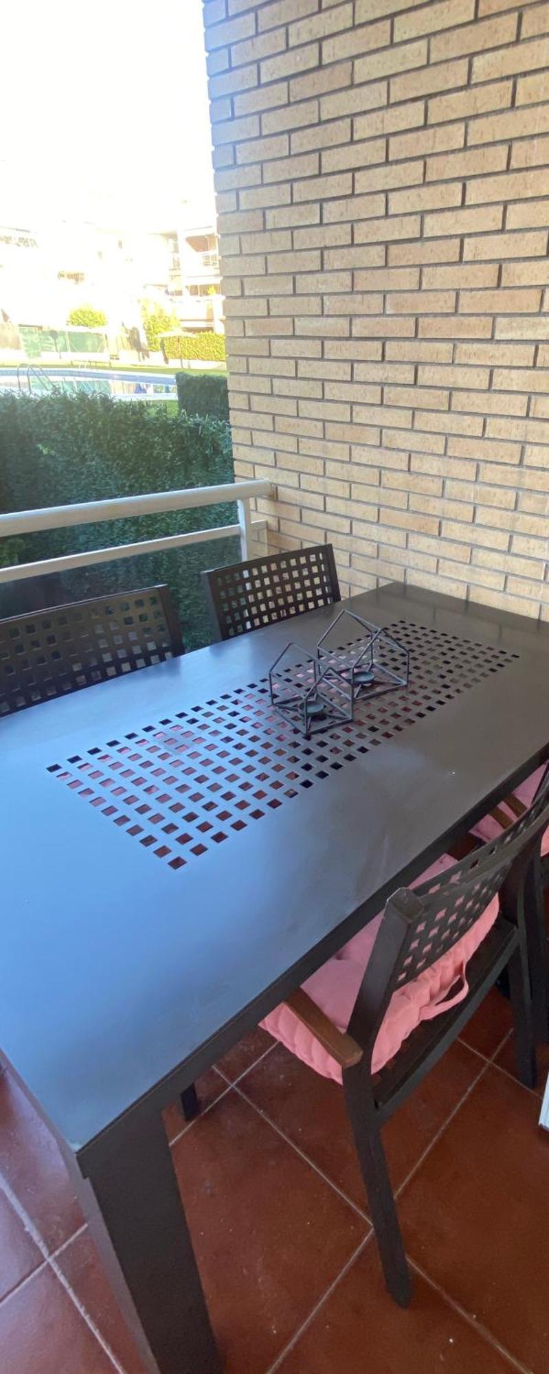 Haven:2br+2bth+wf+pool