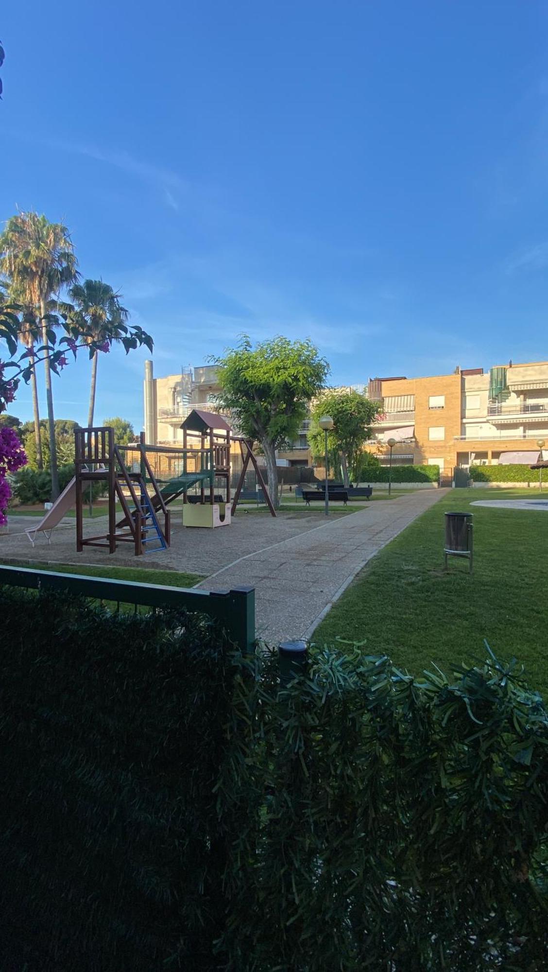Haven:2br+2bth+wf+pool Cambrils