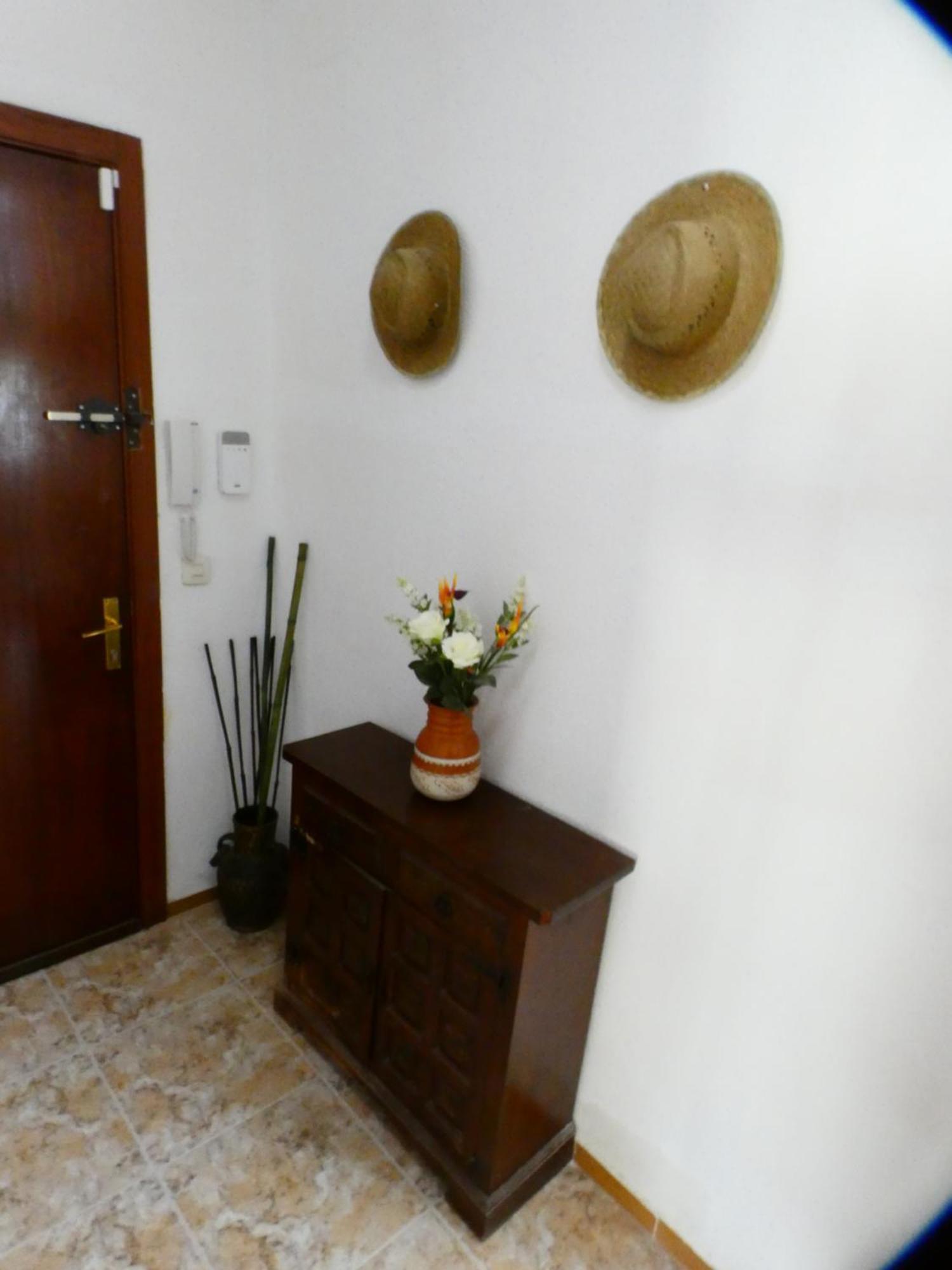 Tiebas, Apartment