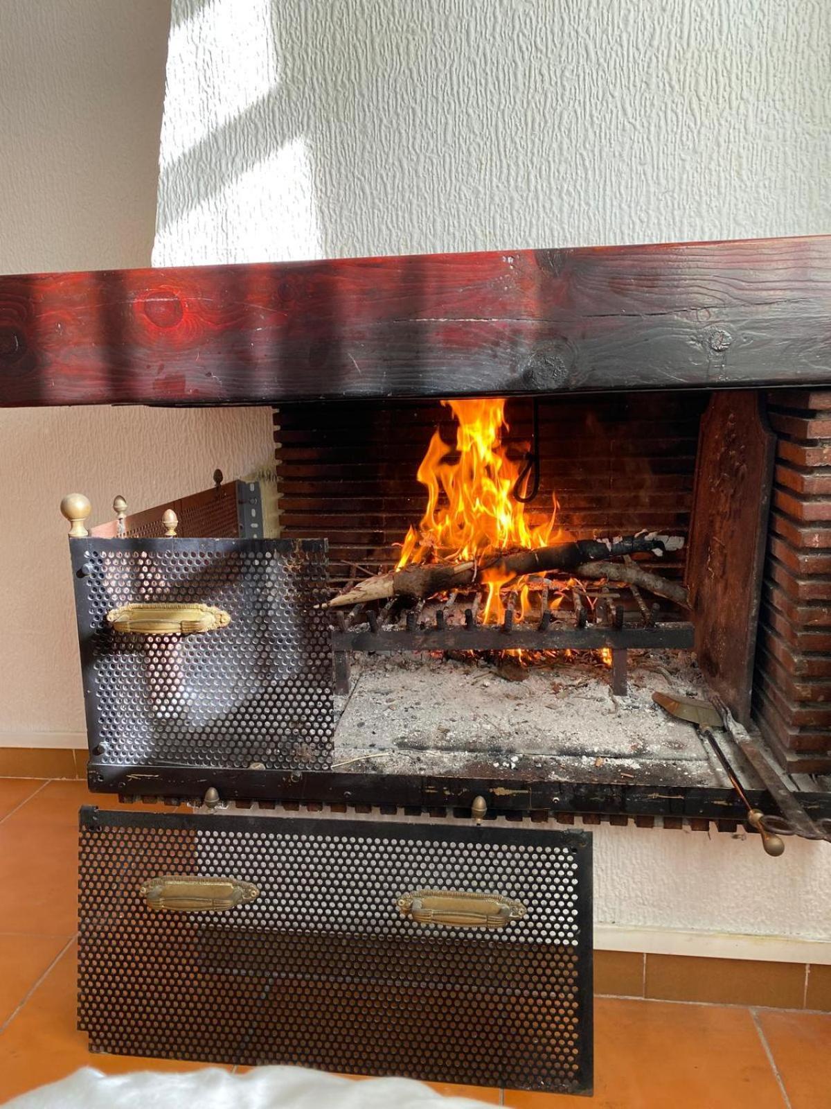 Tiebas, Apartment *