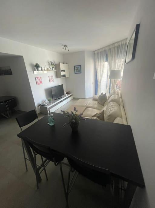 Apartamento Atico Con Terraza/vistas Al Mar/parking