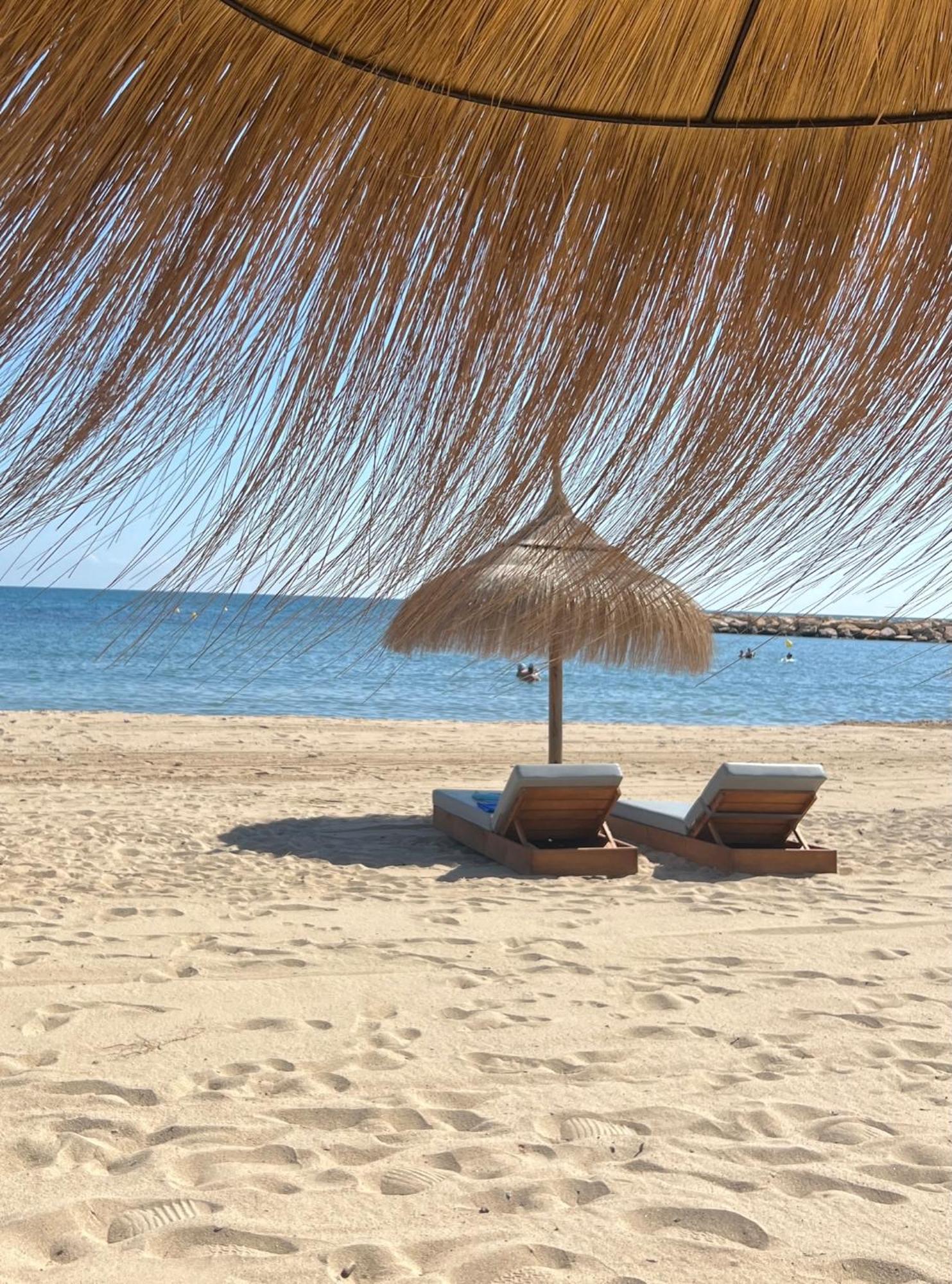Ines**** * Cambrils