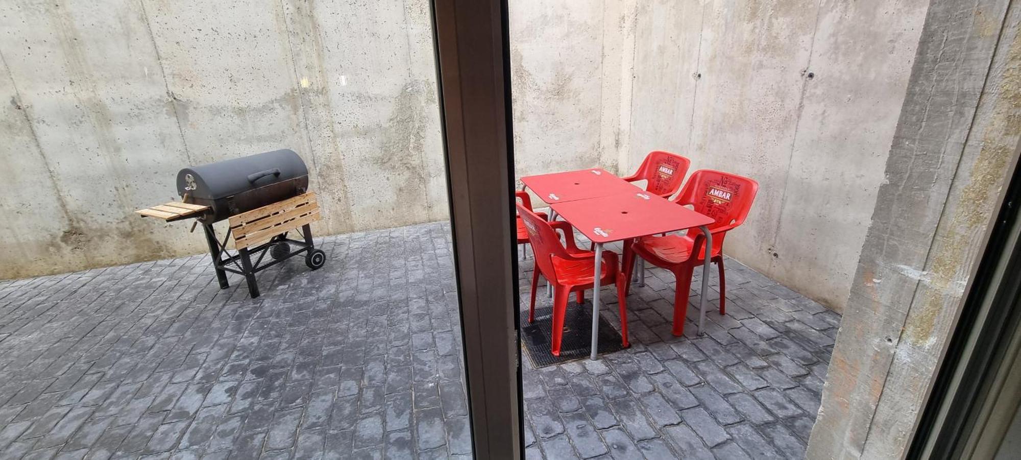 Loft Con 2 Dormitorios, Jacuzzi Y Garage *