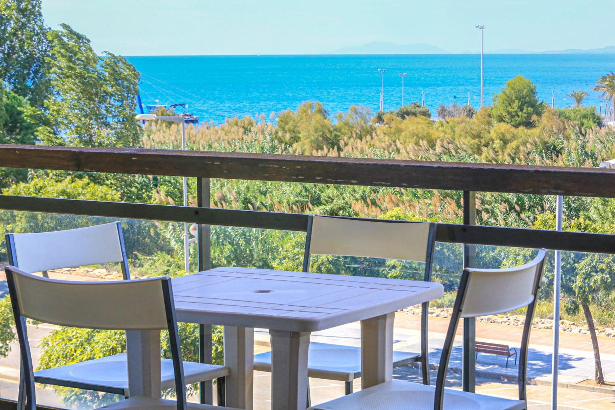 Ciutadella Atico - Only Families * Cambrils