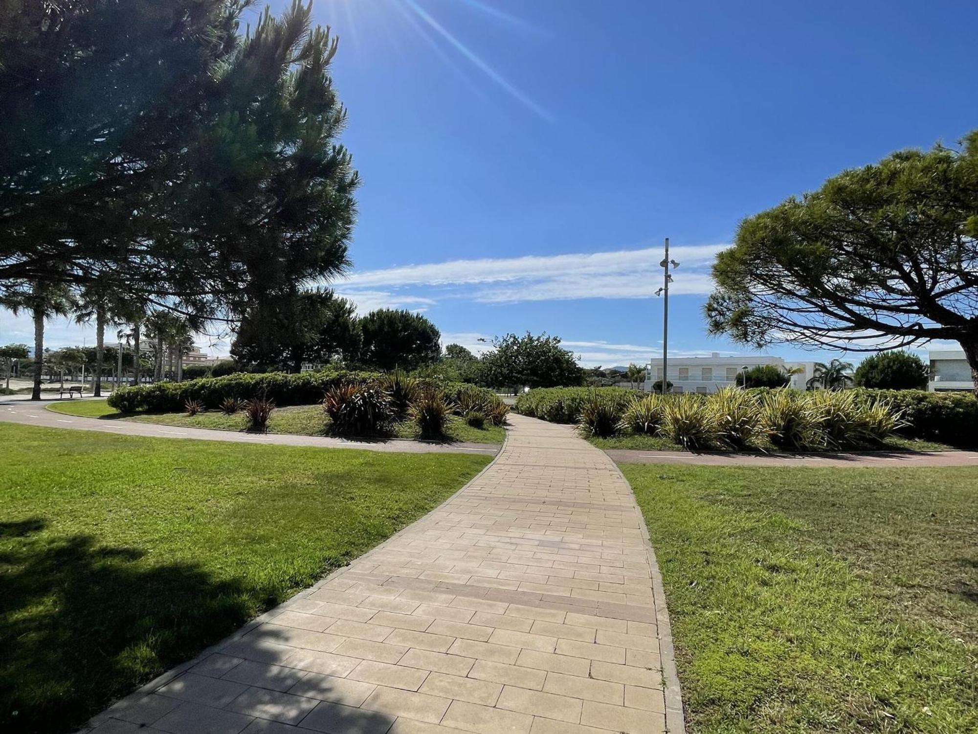 Сasa de vacaciones Cerca Del Mar Con Solarium Y Patio, Ideal Vacaciones En - Es-9-173 Cambrils
