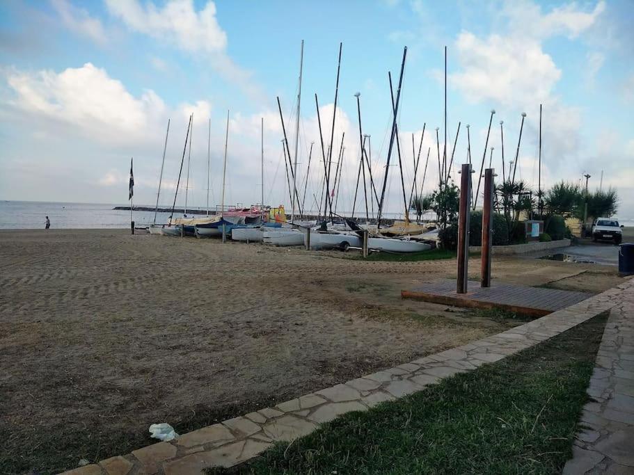 En Primera Linea De Playa En