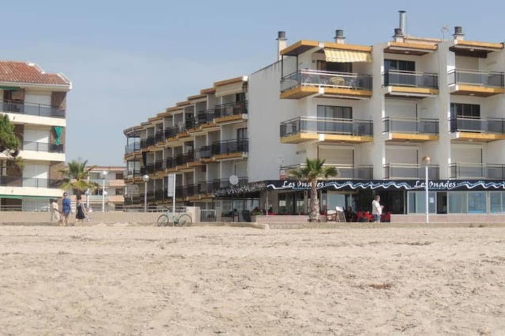 En Primera Linea De Playa En Apartamento *