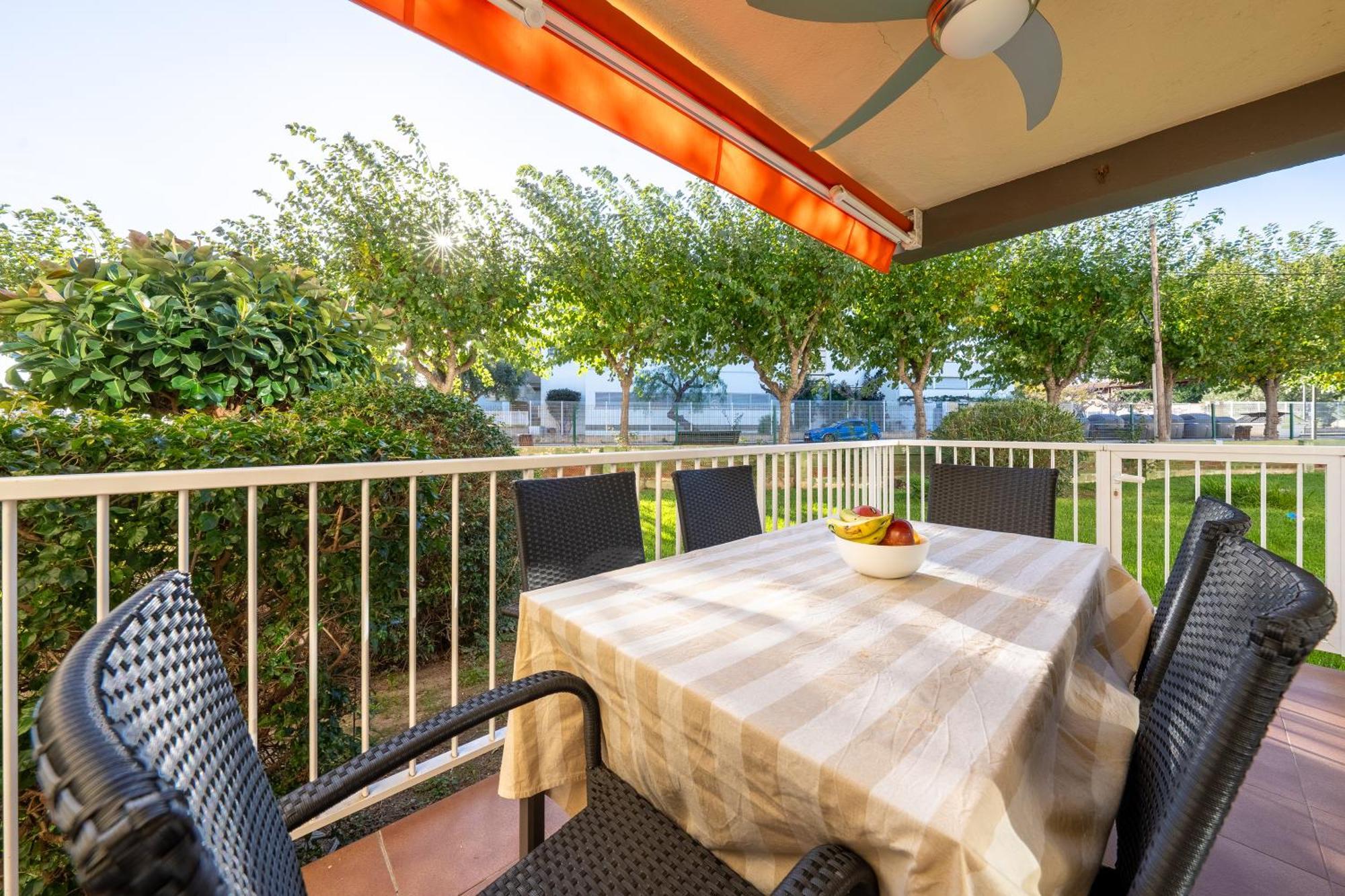 Apartamento La Llosa -1er Linea