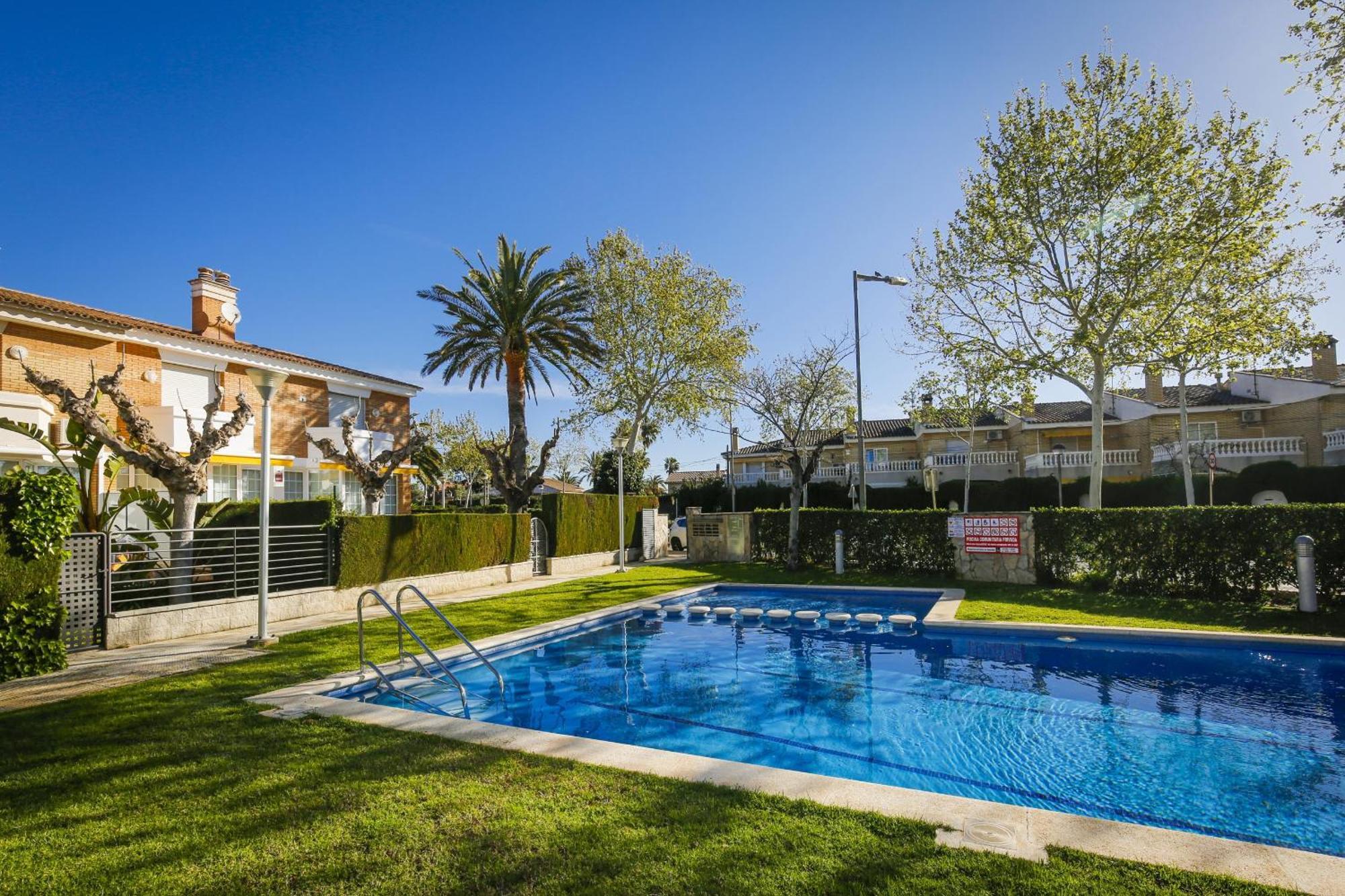 Oxfor Planet Family House Cambrils
