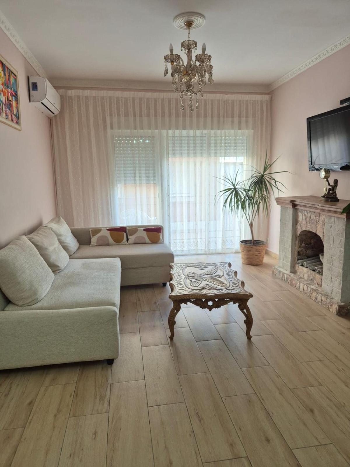 Apartamento De 3 *
