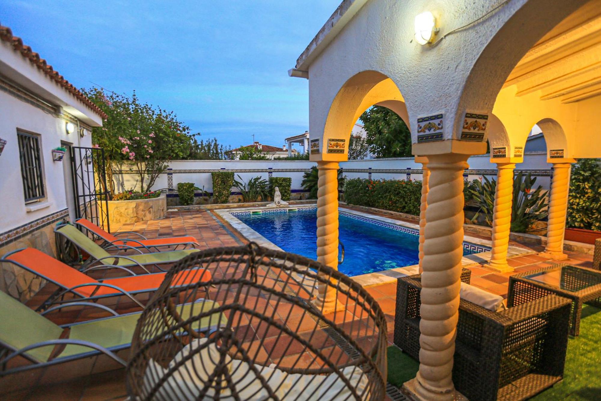 Litoral Costa Dorada - Casa Cordoba Only Families Holiday home