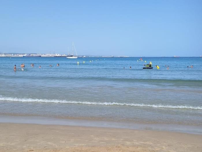 Apartbeach Internacional Y Vistas Playa Cambrils
