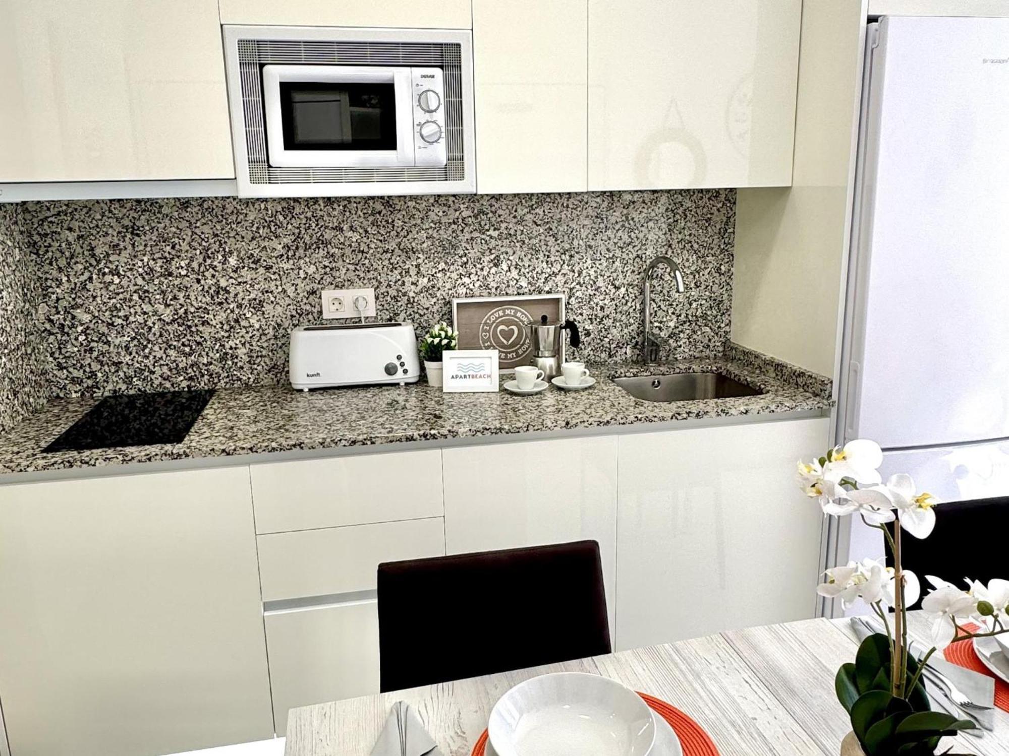 Apartbeach Internacional Y Vistas Playa Apartamento *