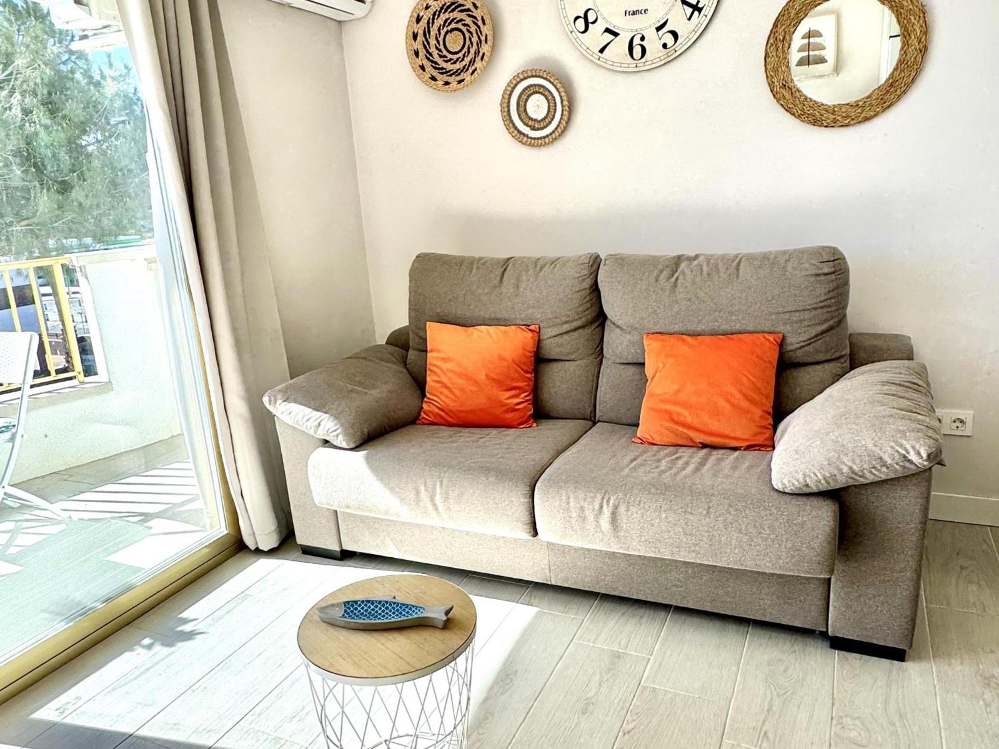 Apartbeach Internacional Y Vistas Playa Cambrils