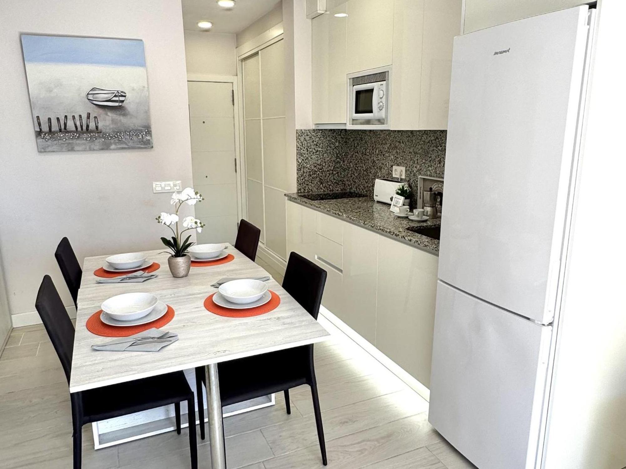 Apartbeach Internacional Y Vistas Playa Apartamento *