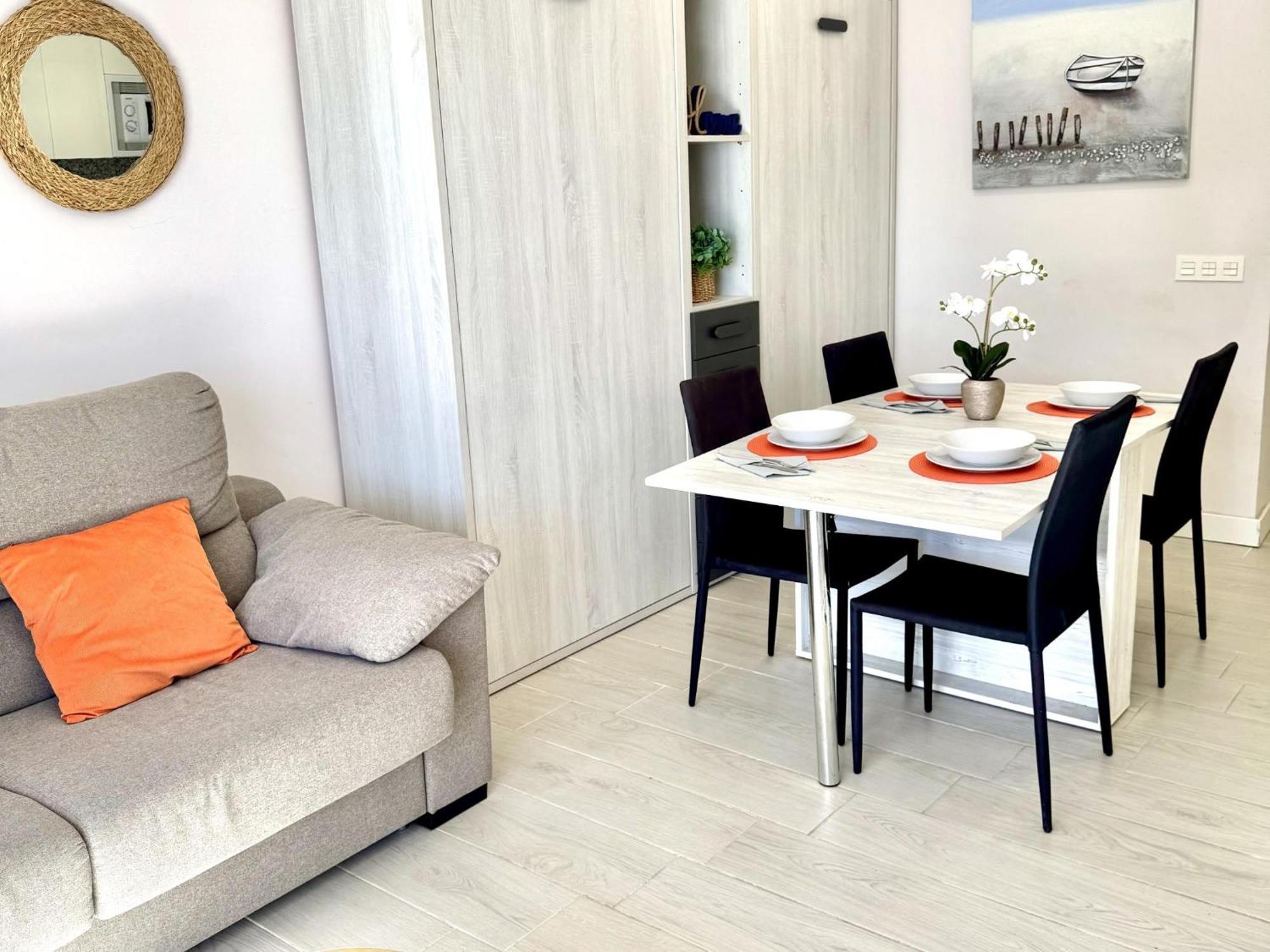 Apartbeach Internacional Y Vistas Playa Apartamento Cambrils