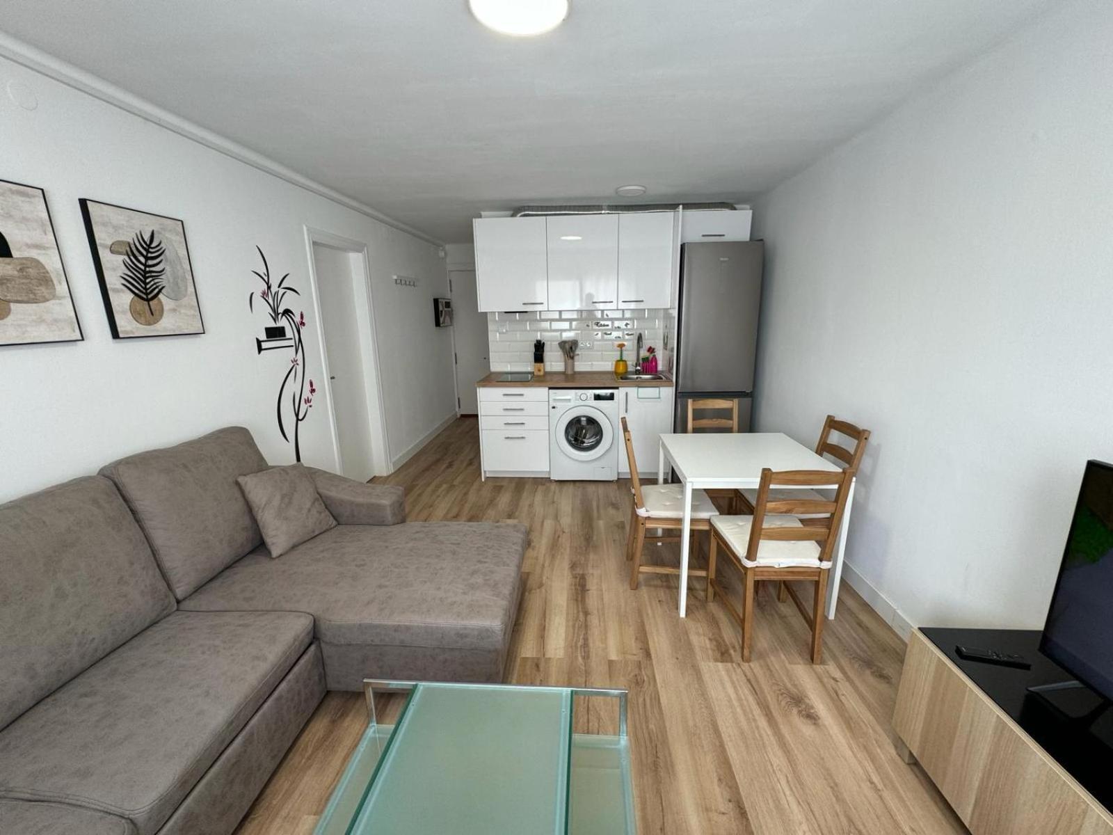 Apartamientos Roger * Cambrils