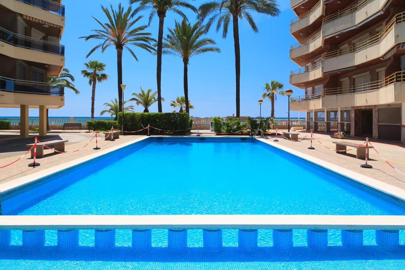 Apartbeach Marina Playa Climatizado Piscina Y Parking