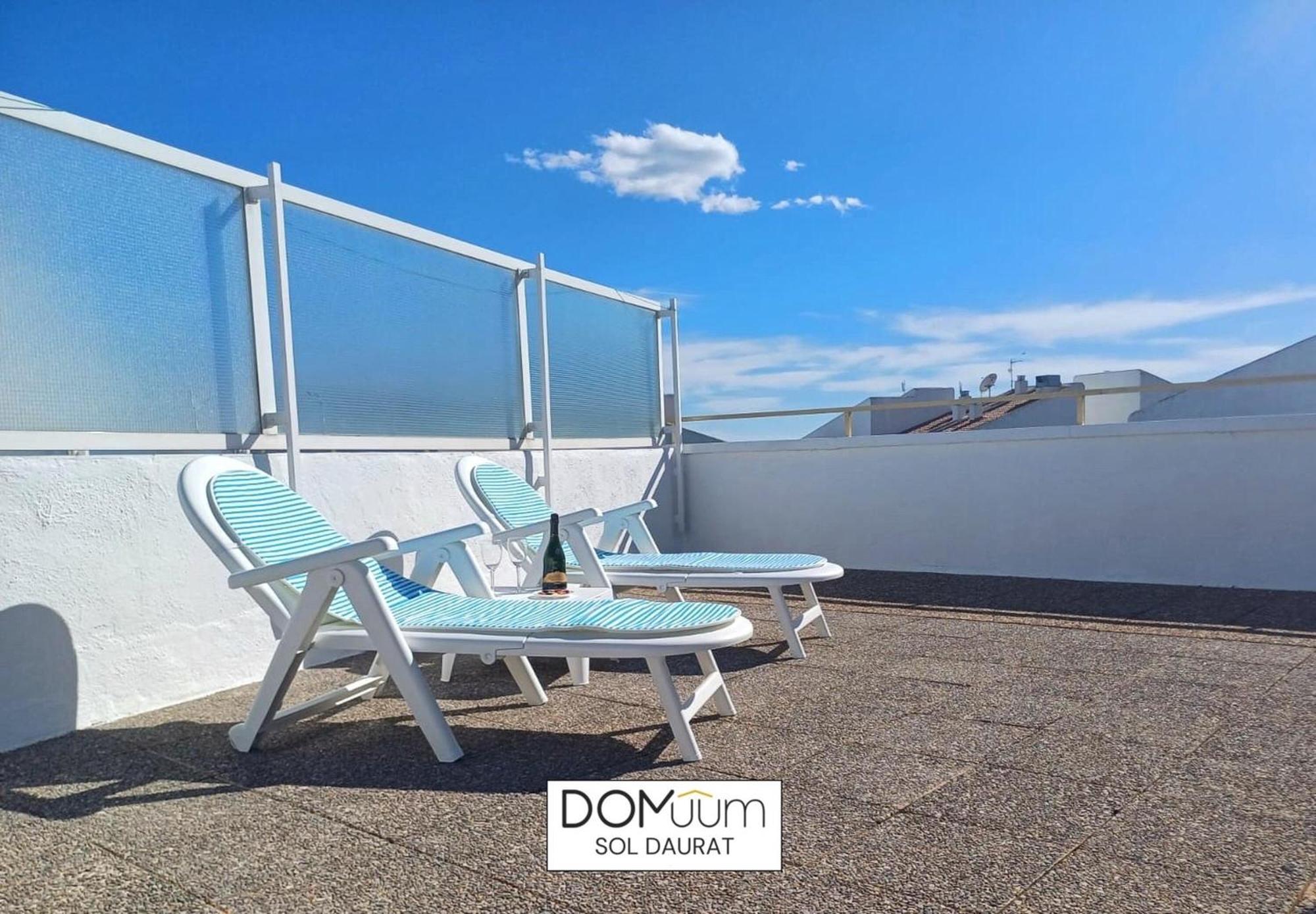 Domuum Holidays - Sol Daurat Apartamento *