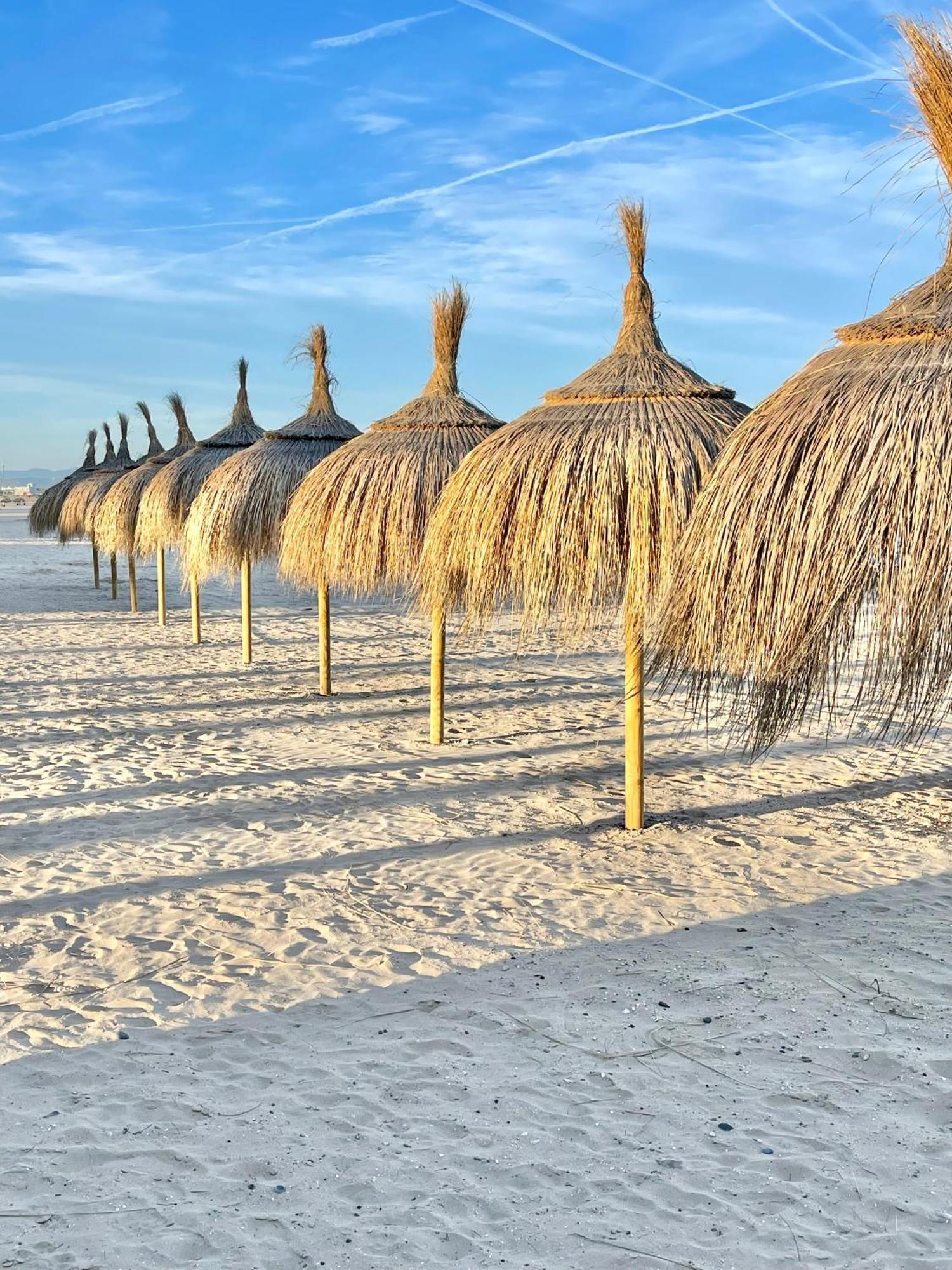 Apartamento ApartBeach MARINA PLAYA Climatizado Piscina y Parking *