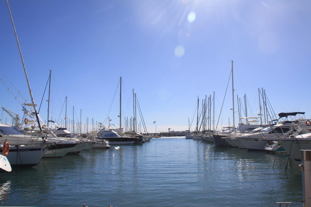 Al Centre Del Port Cambrils