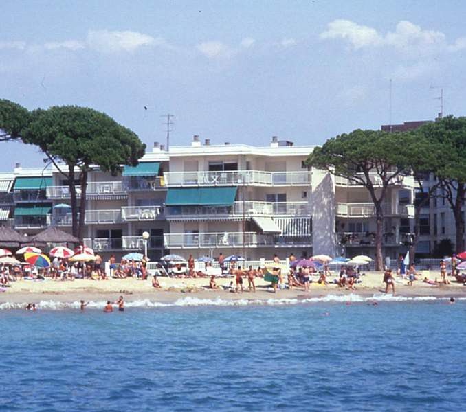 Pins Marina * Cambrils