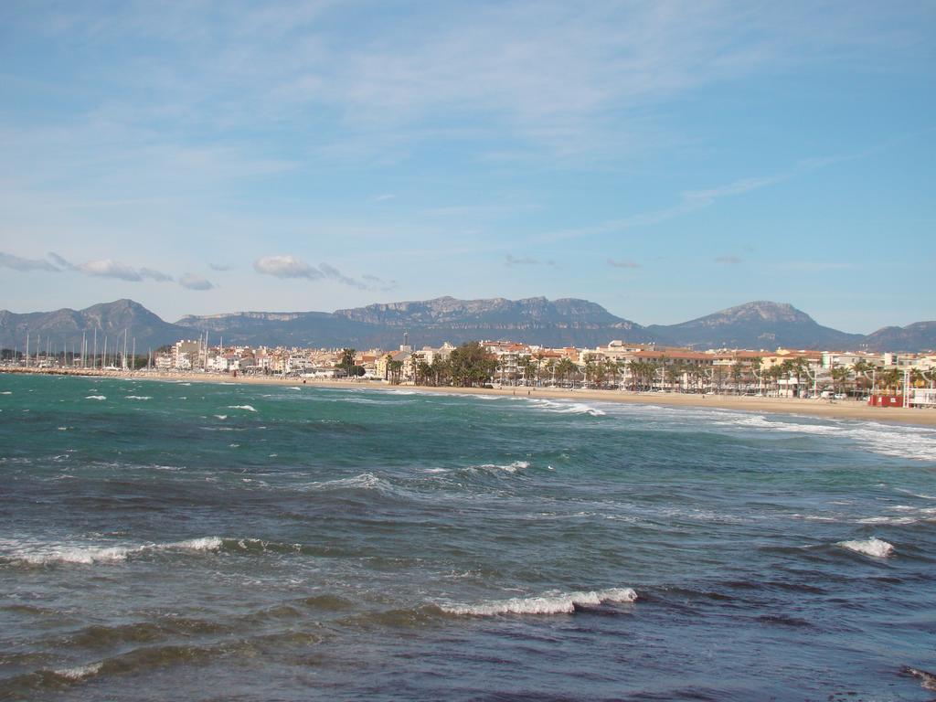 Playa Esquirol *
