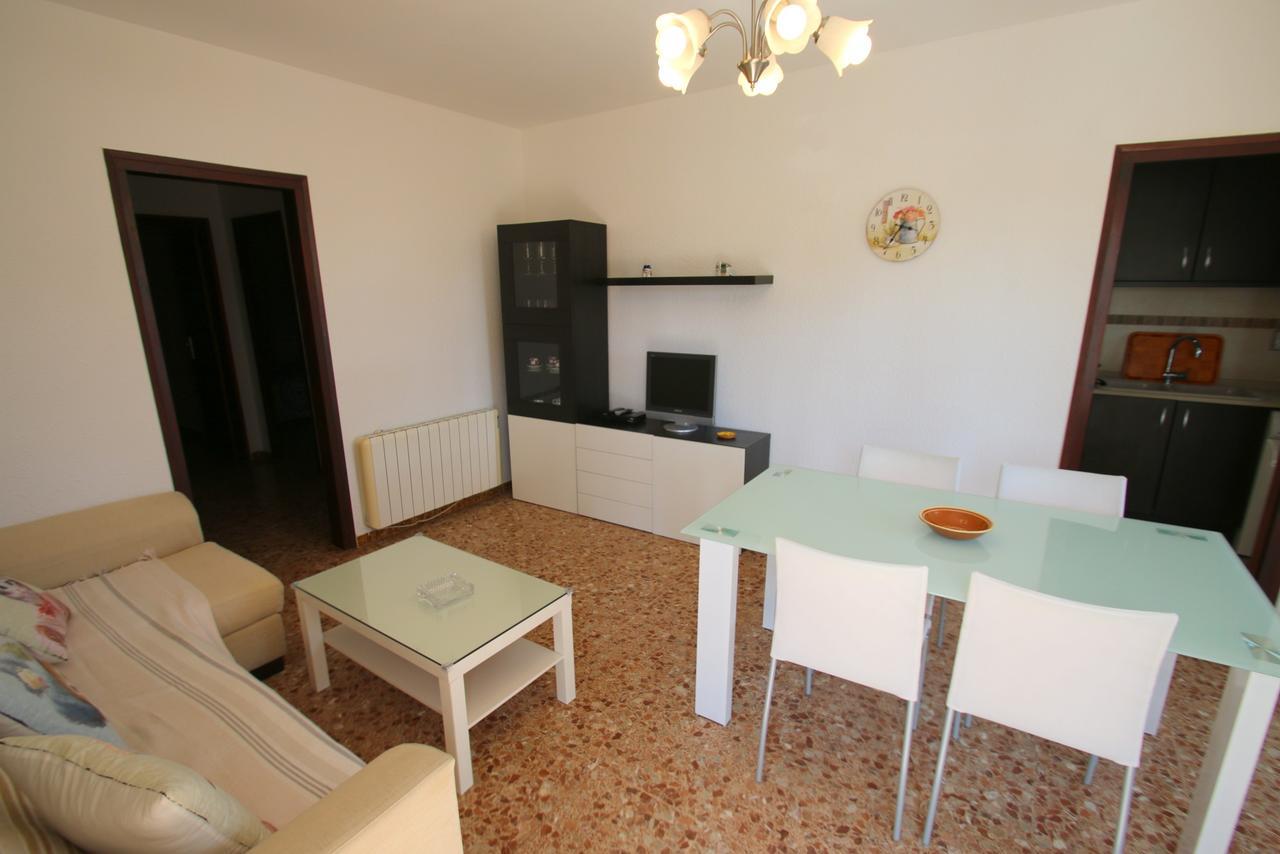 Casa Rosales 4 *