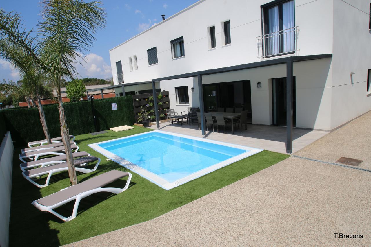 Milos Villa *