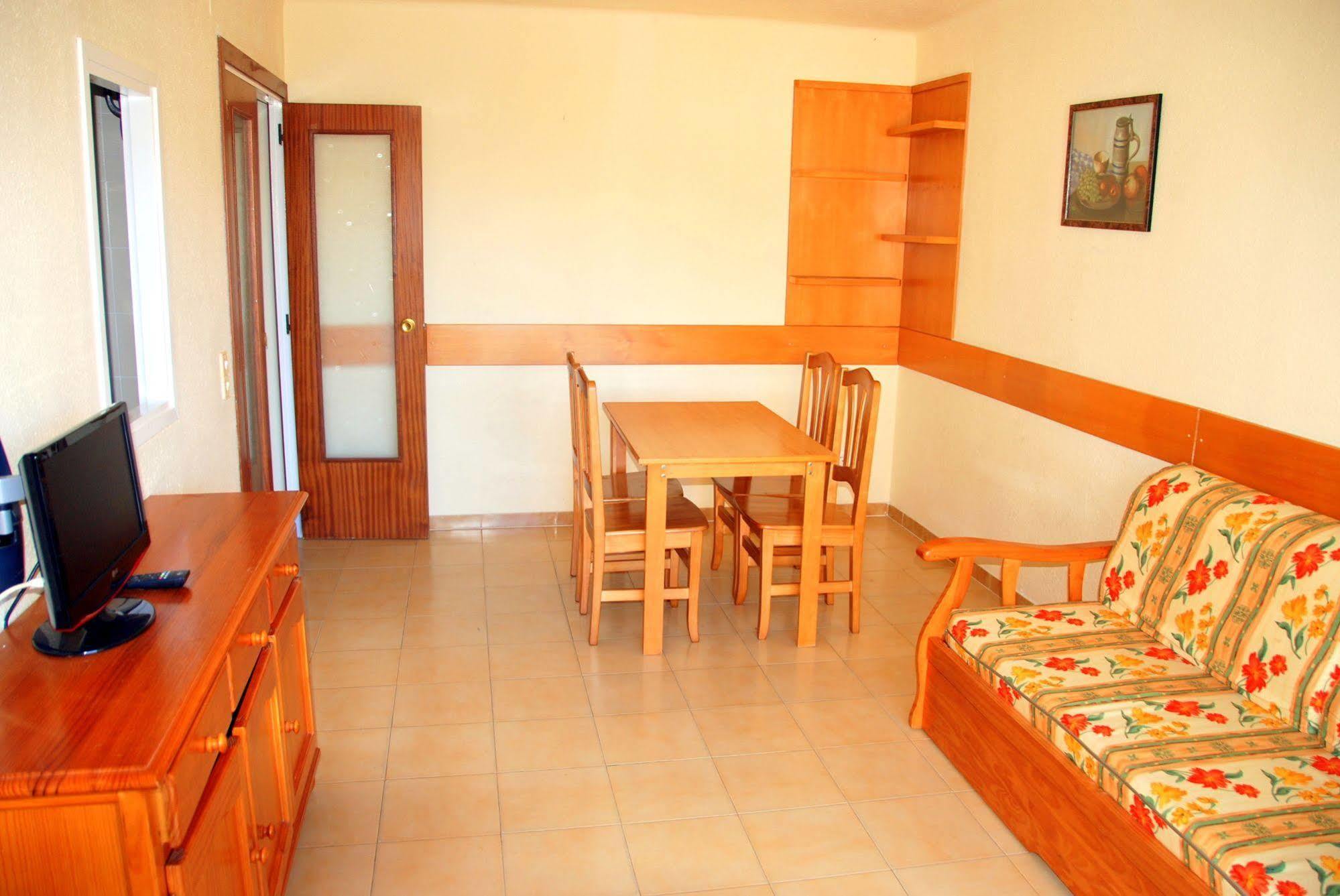 Rentalmar Pins Marina Apartamento *