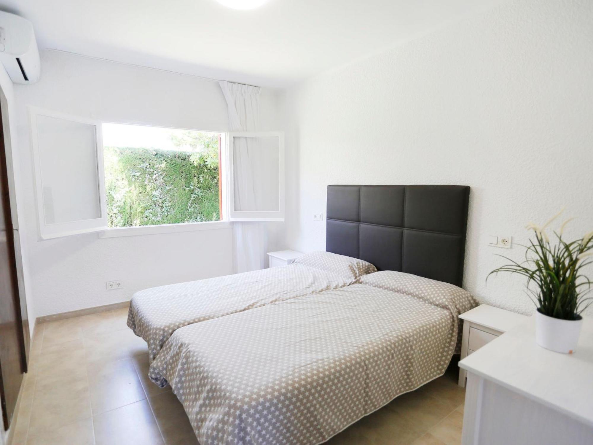 Yolemi By Interhome Cambrils