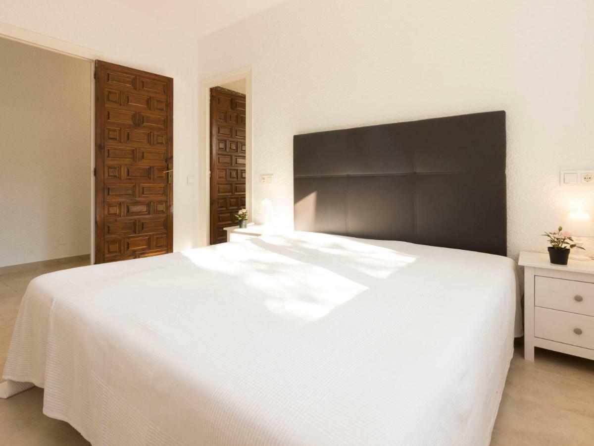 Yolemi By Interhome Cambrils