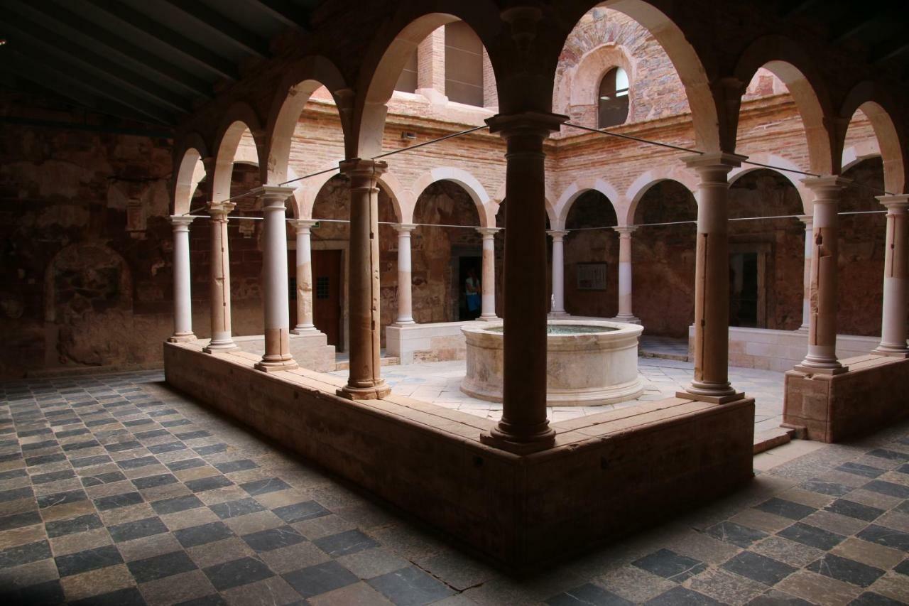 Casa Rosales 7 *