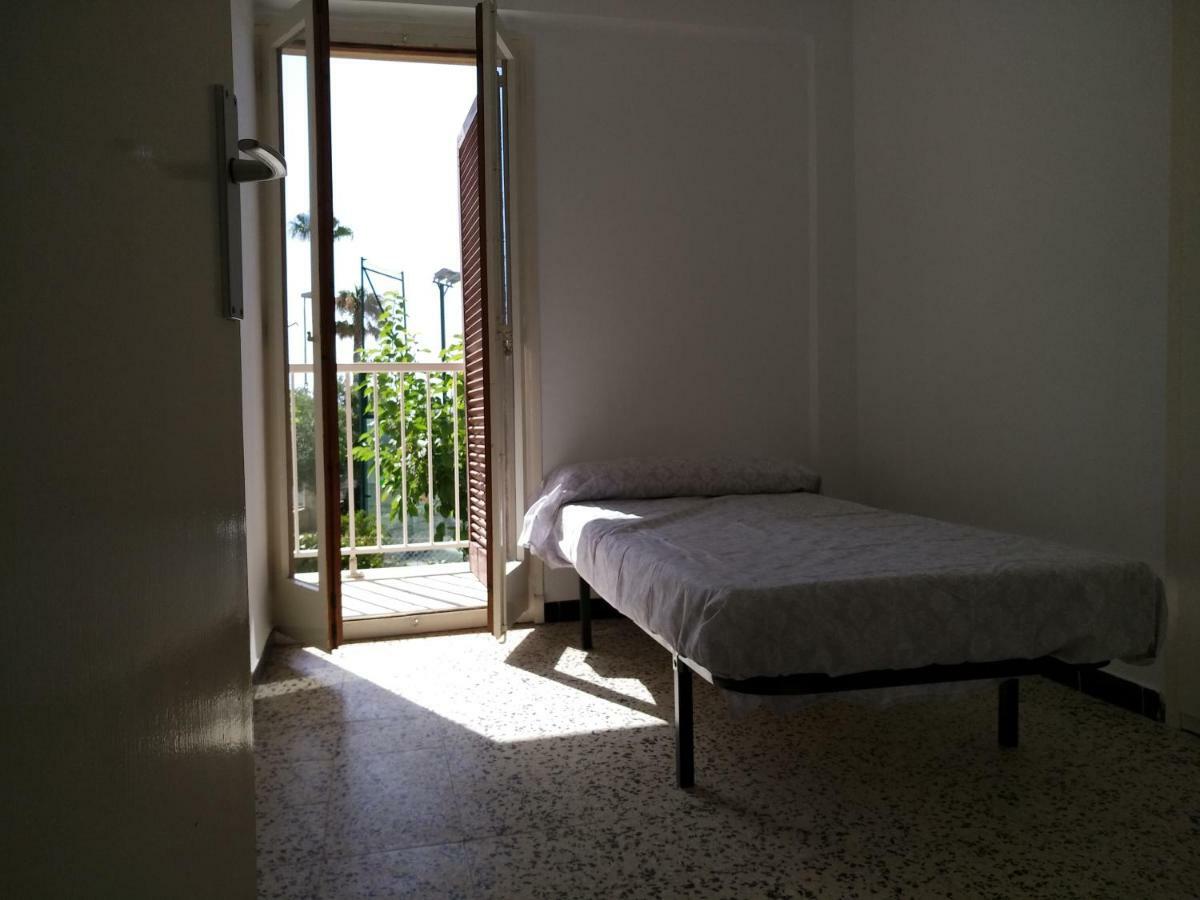 Playa Salou B Apartment Cambrils