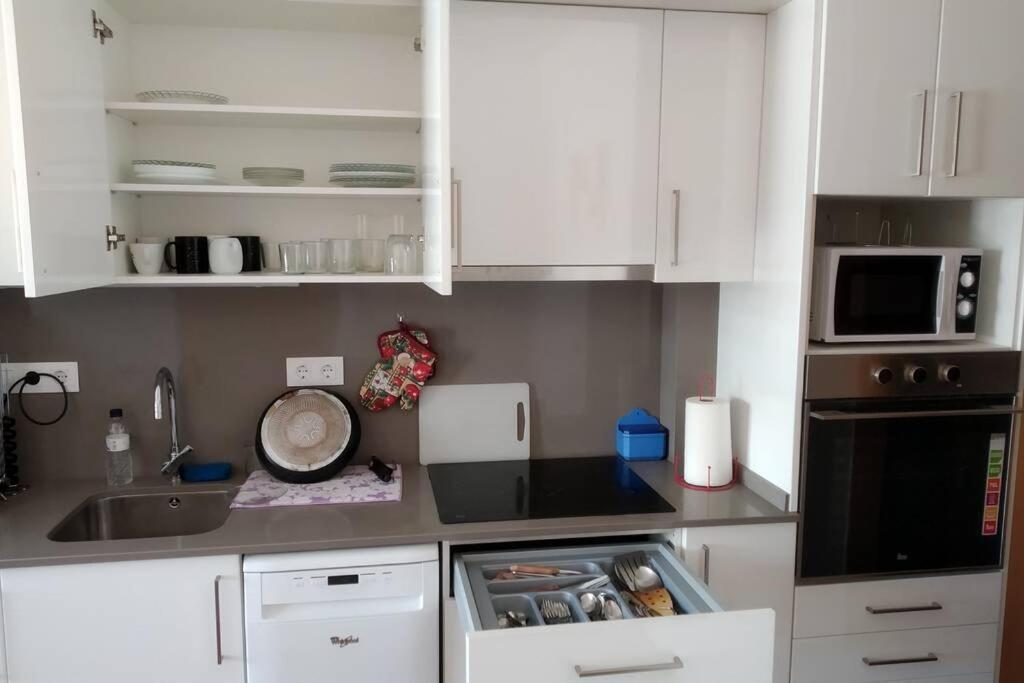 Apartment En Primera Linea De Mar En Vilafortuny, Cambrils
