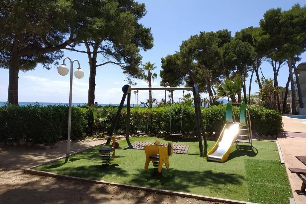 Apartment En Primera Linea De Mar En Vilafortuny,