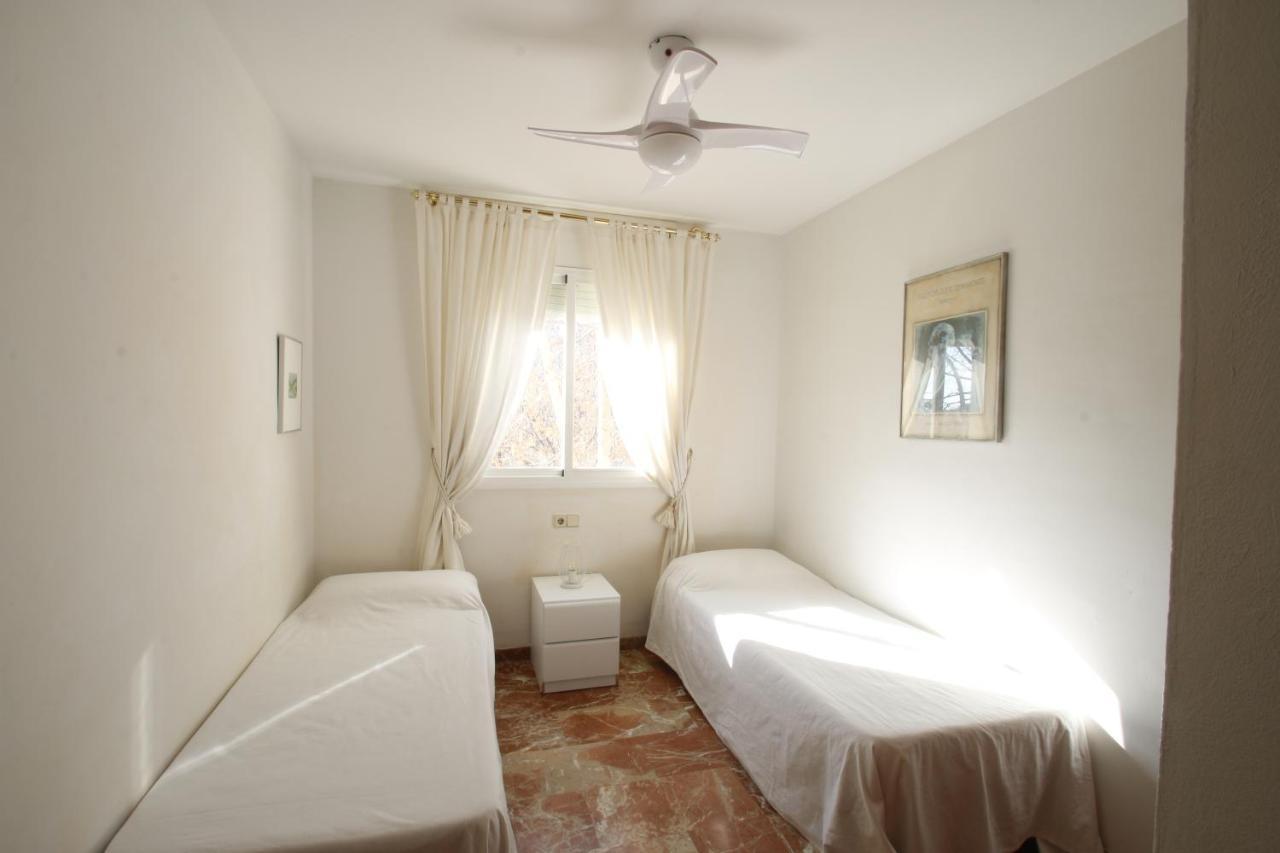 Les Palmeres Apartment *