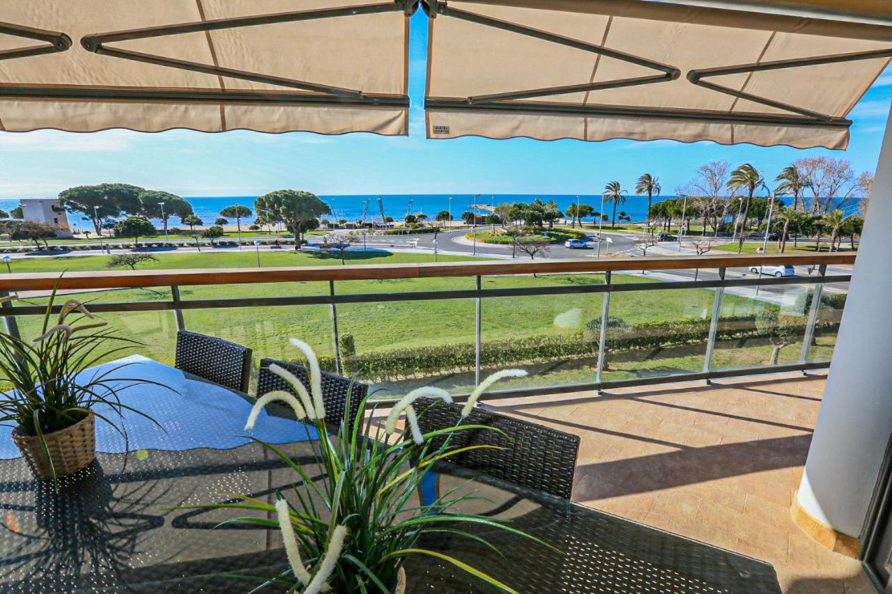 Ciutadella P C B 2 1 Only Families Cambrils