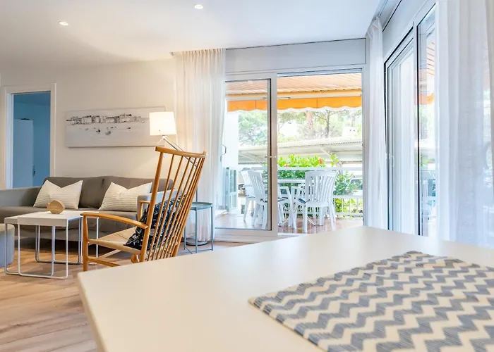 Vilamar: Apartamento Renovado Delante Del Mar