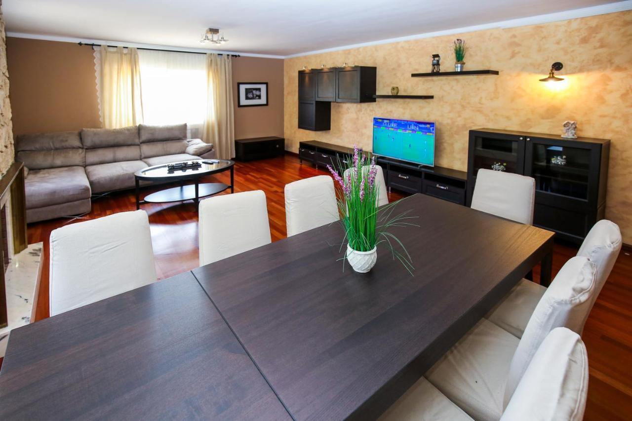 Magnifica Only Families Planet Costa Dorada Villa *