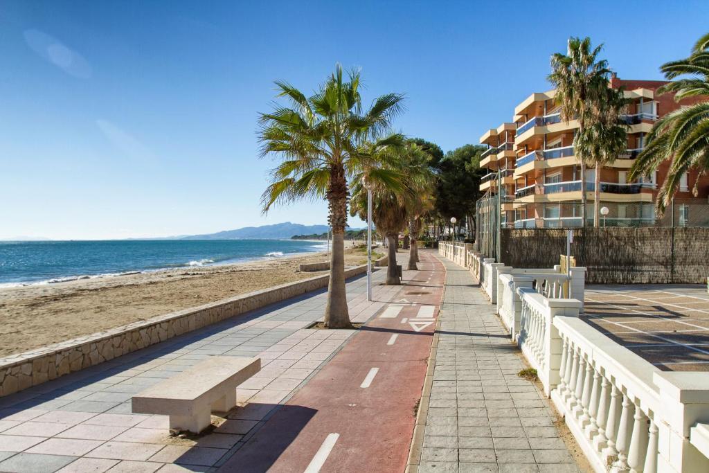 Marina Apartment *