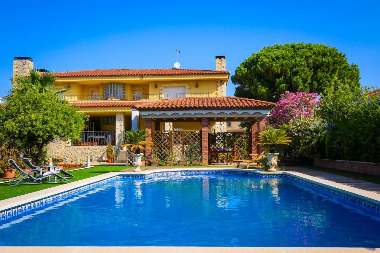 Magnifica Only Families Planet Costa Dorada Villa Cambrils